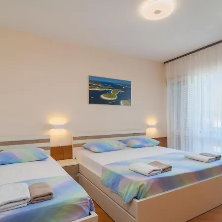 Pojlicka Cesta Iv Lejlighed Krilo